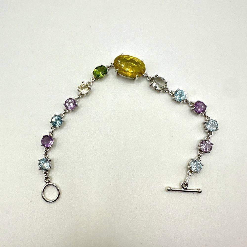 NWOT 7" One-of-a-kind Multi-gemstone and sterling silver bracelet!
